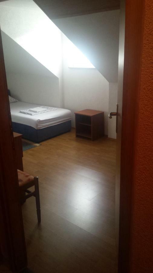 Rooms Mostanje Karlovac Buitenkant foto
